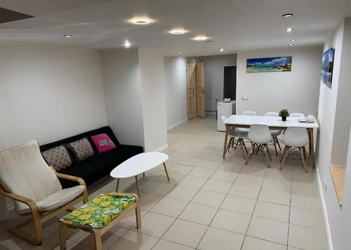 Affordable & Cozy In Centre - Shared Facilities *