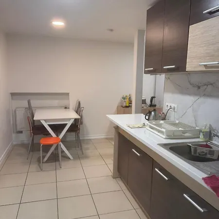 Проживання в сім'ї Affordable & Cozy In Centre - Shared Facilities Рига