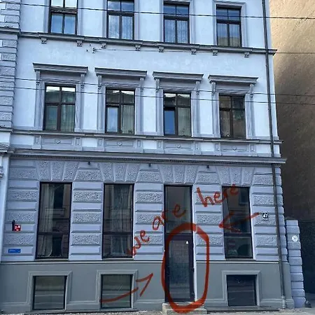 Проживання в сім'ї Affordable & Cozy In Centre - Shared Facilities